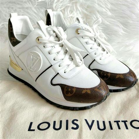 louis vuitton gym shoes replica womens|Louis Vuitton trainers run away.